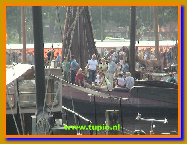 632x481 pixels (65K)