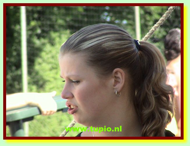 632x481 pixels (52K)